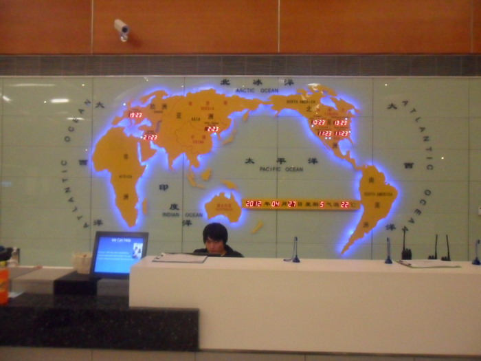 世界時間電子鐘/創(chuàng)意世界地圖掛鐘/酒店時差鐘裝飾鐘/大堂時鐘